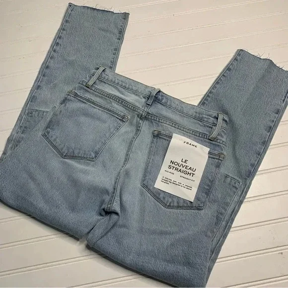 Frame Le Nouveau Patched Straight Leg Jeans
